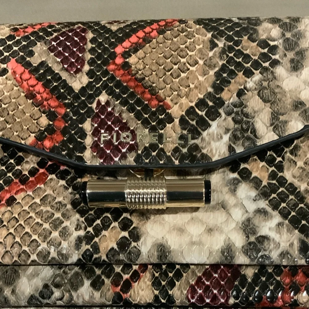 ❤️❤️FIORELLI Flynn crossbody bag❤️❤️beautiful
